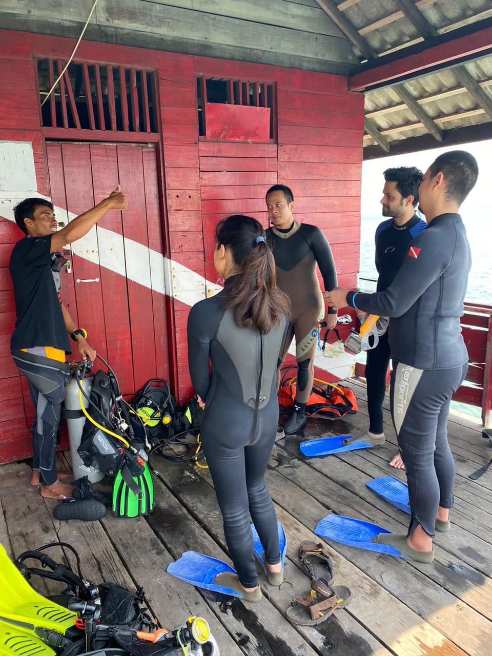 Scuba Dive Course with iDiventure
